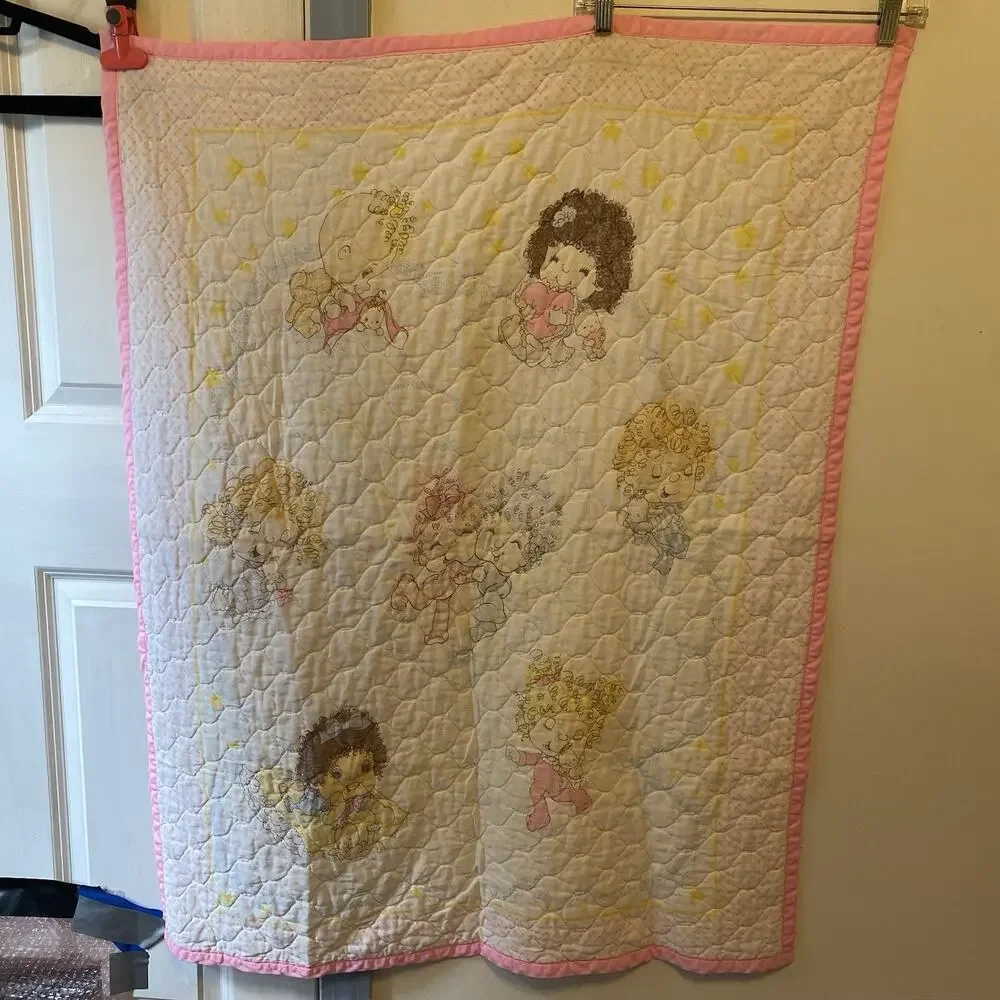 Vintage 1980s Hugga Bunch Crib Baby Nursery Blanket Soft Cotton Novelty Quilted